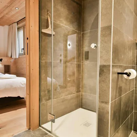 Moderne Et Cosy Avec Wi-fi Et Garage Au Grand-bornand - Fr-1-391-186 *
